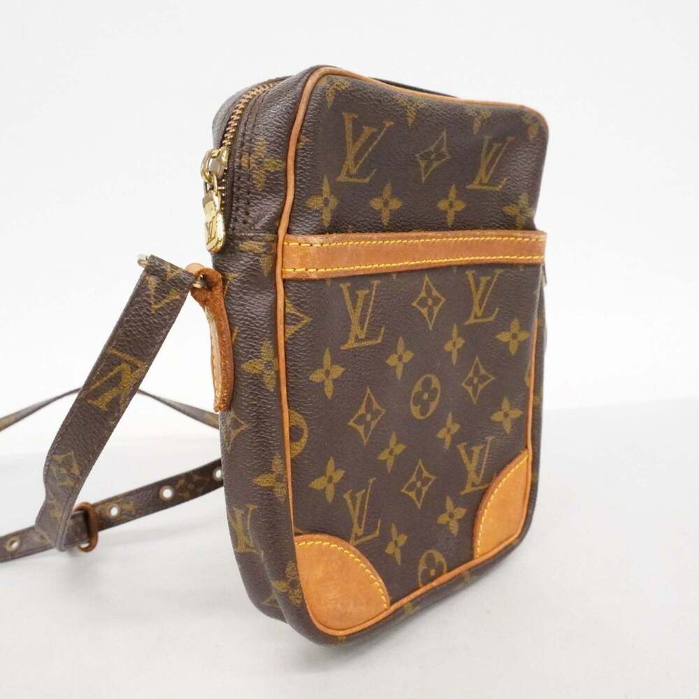 LOUIS VUITTON Brown Monogram Shoulder Bag - Picture 2 of 14